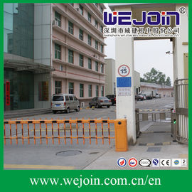Cerdas Swing Gate Turnstile 24V Brush DC Motor Keandalan Tinggi Self Lock Mekanisme