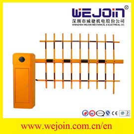 Folding Boom Gate Intelligent Barrier 6m Max Panjang Boom 220V Panduan Rilis