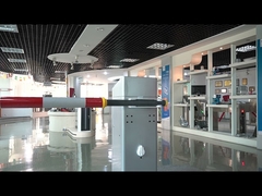 Parking Barrier Gate dengan Desain Boom Holder Bi-direction